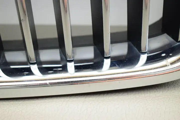 BMW 5 F10 F11 (2009 - 2016) 7200728 Передняя решетка — фото 6