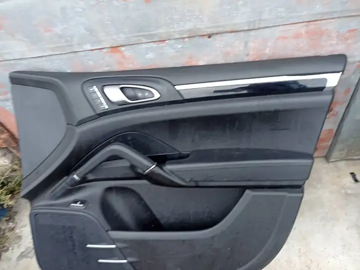 Porsche Cayenne (92A) (2011 - 2017) Обшивка передней двери — фото 5