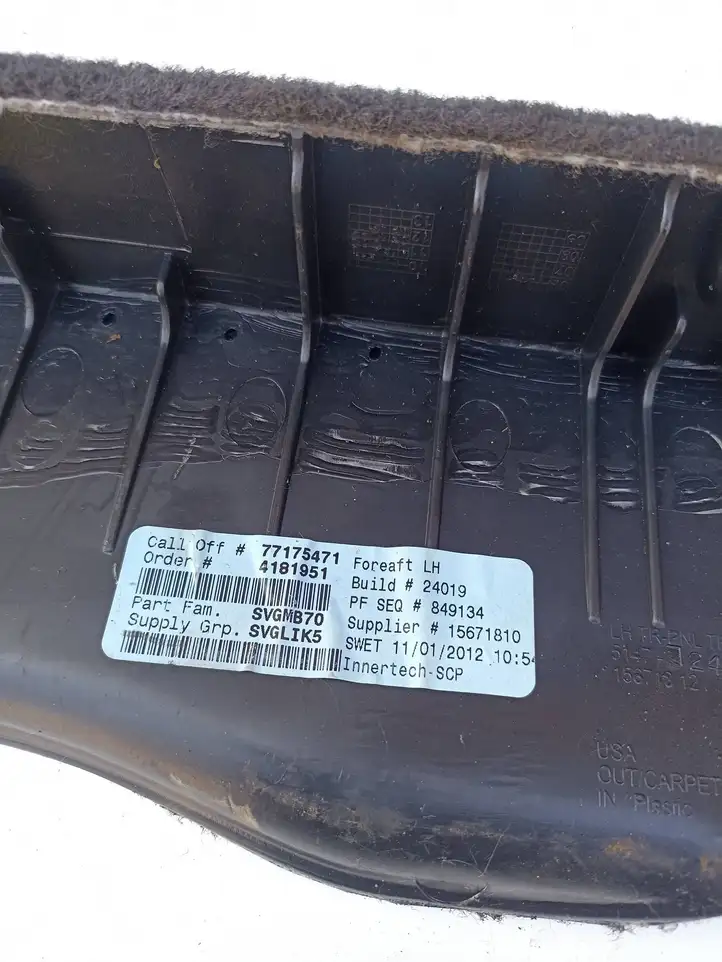 BMW X5 E70 (2006 - 2013) 15671810 Обшивка стойки A — фото 3