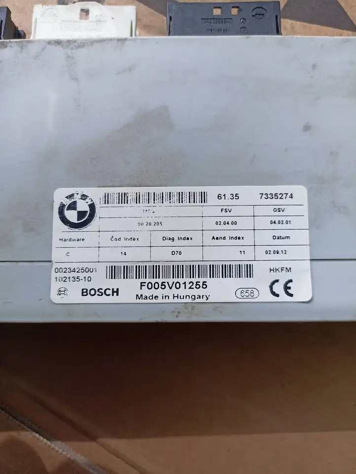 BMW X5 E70 (2006 - 2013) 61357335274 Блок управления крышкой багажника — фото 3