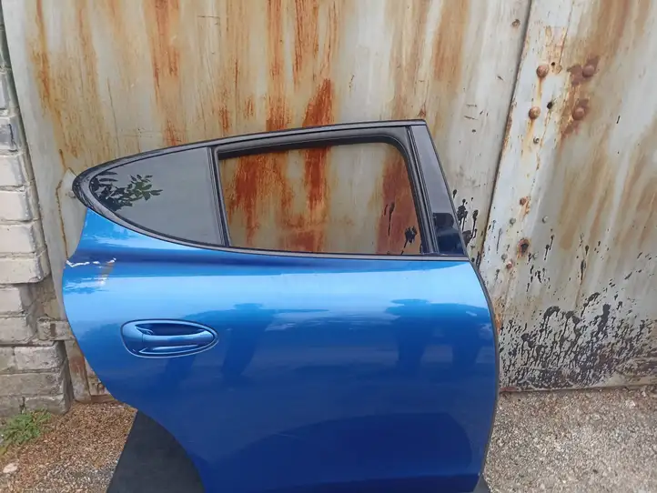 Porsche Panamera (970) (2013 - 2016) Задняя дверь — фото 1