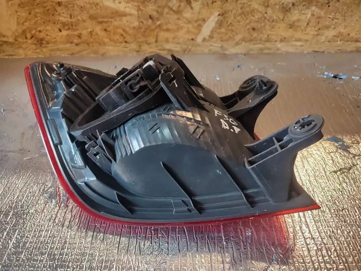 BMW 3 F30 F35 F31 (2012 - 2018) 7259894 Задний фонарь в кузове — фото 3