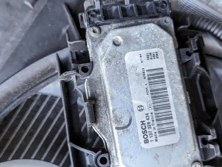 Volvo V70 (2007 - 2013) 1137328432 Комплект радиаторов охлаждения — фото 5
