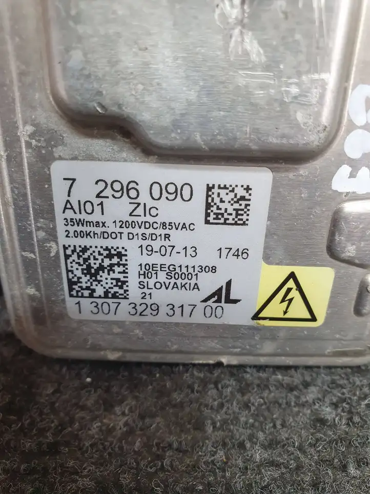 BMW 3 F30 F35 F31 (2012 - 2018) 7296090 Блок розжига ксенона — фото 4