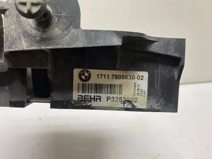 BMW 5 F10 F11 (2009 - 2016) 7805630 Радиатор охлаждающей жидкости двигателя — фото 6