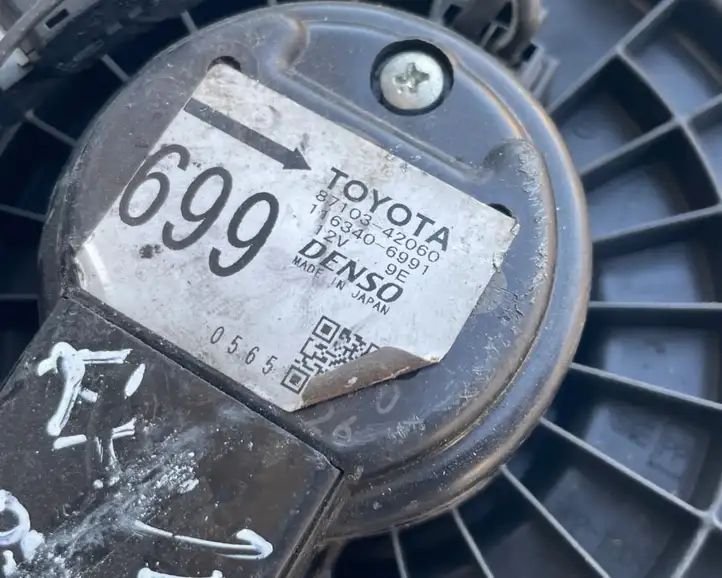 Toyota RAV 4 (XA20) (2000 - 2005) 8710342060 Вентилятор печки — фото 5