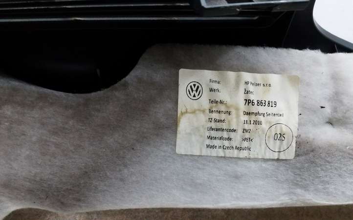 Volkswagen Touareg II (2010 - 2018)  7P6863819 Боковая панель