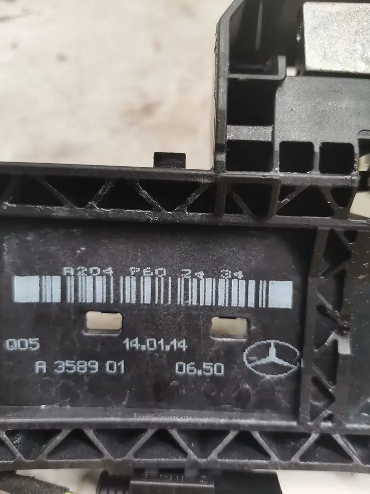 Mercedes-Benz GL X166 (2013 - 2019) A358901 Прочие детали салона — фото 3