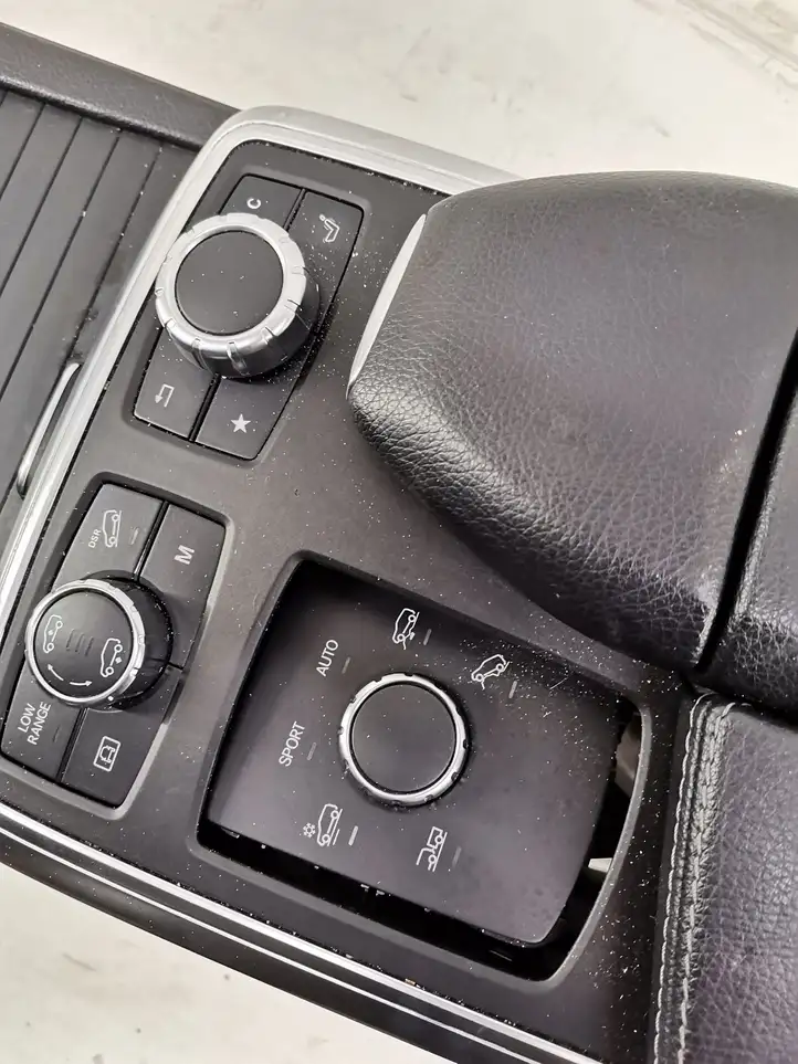 Mercedes-Benz GL X166 (2013 - 2019) A1664401809 Центральная консоль — фото 3