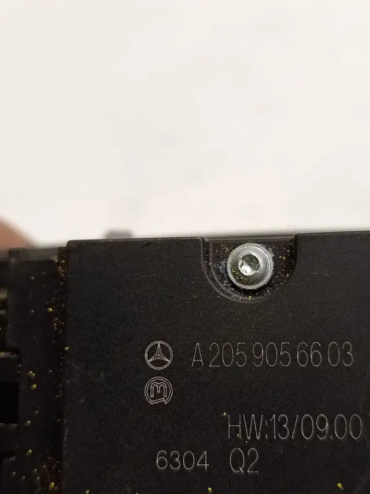 Mercedes-Benz C W205 (2014 - 2021) A2059056603 Кнопка ручного тормоза — фото 3