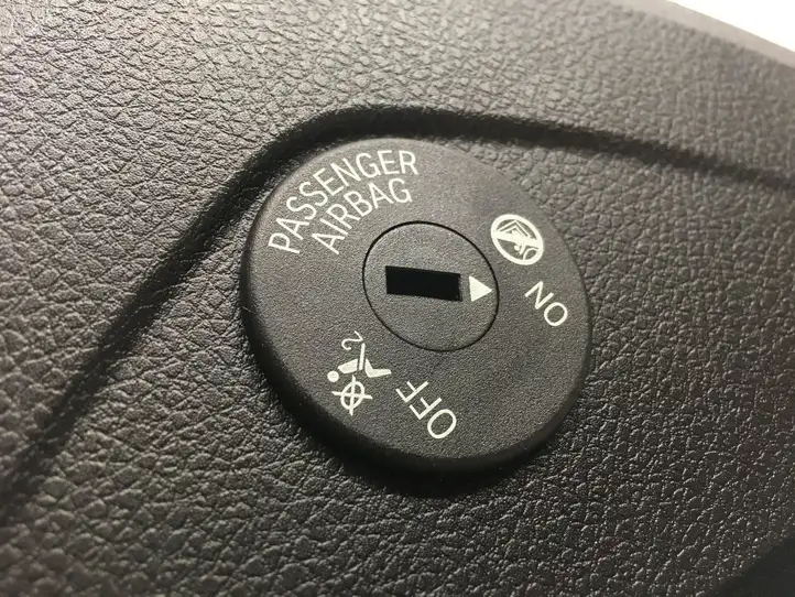 BMW 3 F30 F35 F31 (2012 - 2018) 9218553 Прочие детали салона — фото 2