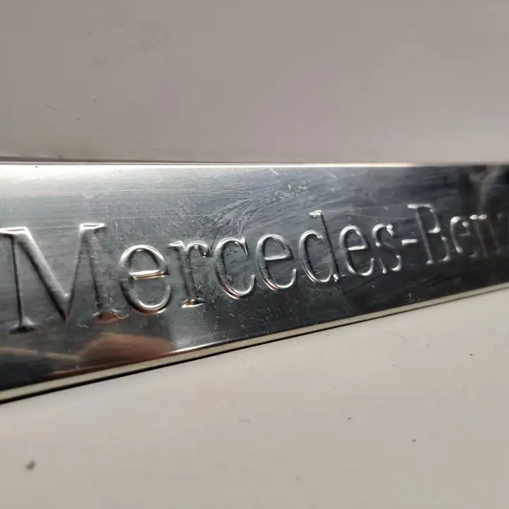 Mercedes-Benz C W204 (2007 - 2014) A2046800135 Наружная отделка заднего порога — фото 7