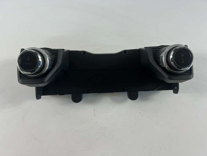 Volvo S90 (2020 - )  8890669966 Управление климат контролем