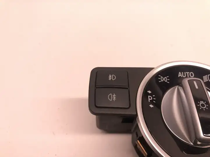 Mercedes-Benz GLA W156 (2013 - 2017) A2129050851 Включатель фонарей — фото 4