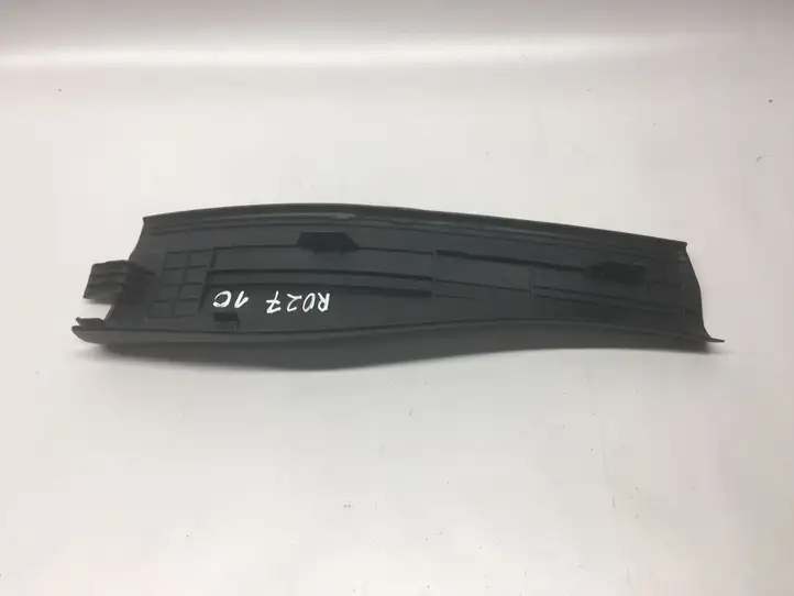 Mercedes-Benz CLA C117,X117,W117 (2013 - 2019) A1766800374 Внутренняя отделка переднего порога — фото 7