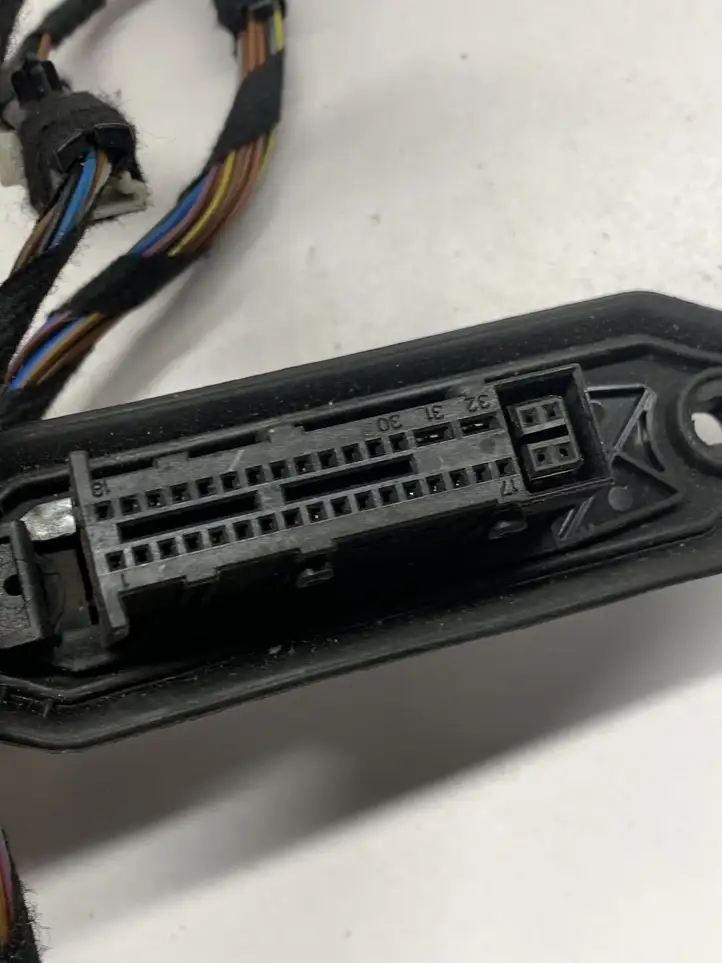 BMW 3 E90 E91 (2005 - 2012) 6930633 Прочая электропроводка — фото 8