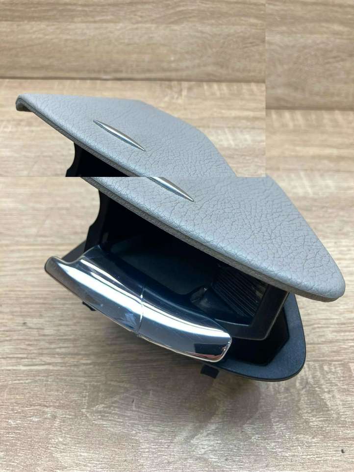 Mercedes-Benz E W211 (2002 - 2009)  A2118100730 Пепельница двери