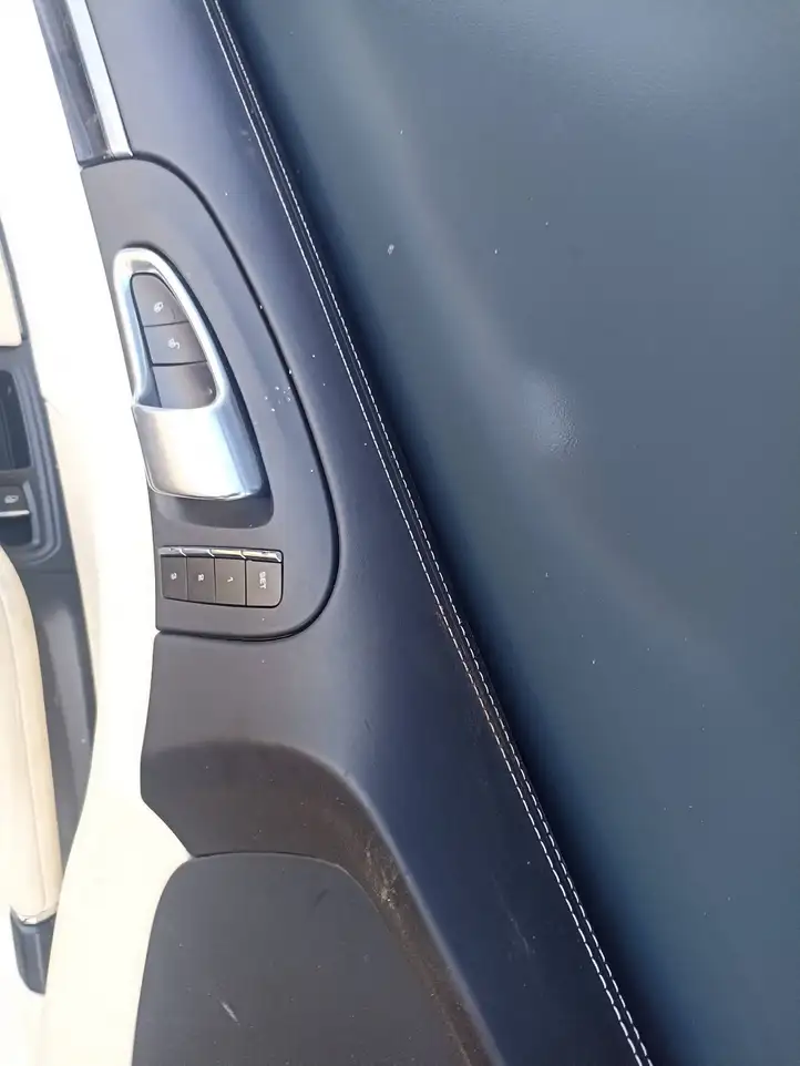 Porsche Cayenne (92A) (2011 - 2017) Обшивка задней двери — фото 4
