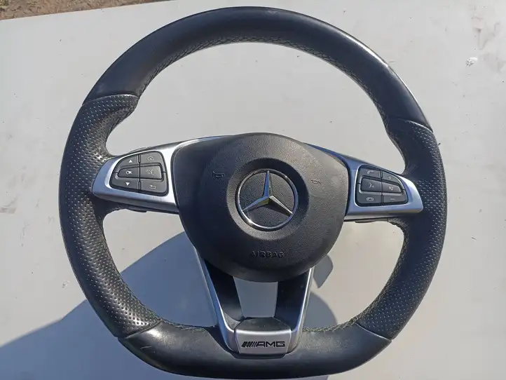 Mercedes-Benz C W205 (2014 - 2021) Руль — фото 2