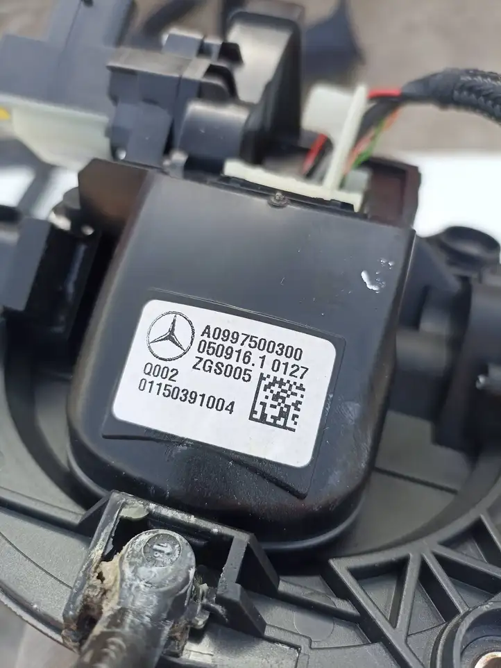 Mercedes-Benz GLC X253/C253 (2015 - ) A0997500300 Ручка багажника с камерой — фото 6