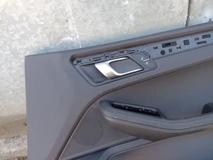 Porsche Macan (95B) (2019 - ) Обшивка передней двери — фото 2