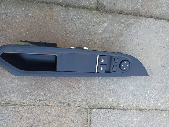 BMW 6 F12 F13 (2010 - 2018) 9196678 Блок кнопок стеклоподъемников — фото 2