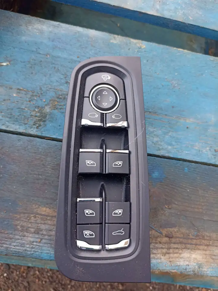 Porsche Cayenne (92A) (2011 - 2017) 7PP959858AF Кнопка стеклоподъемников — фото 1