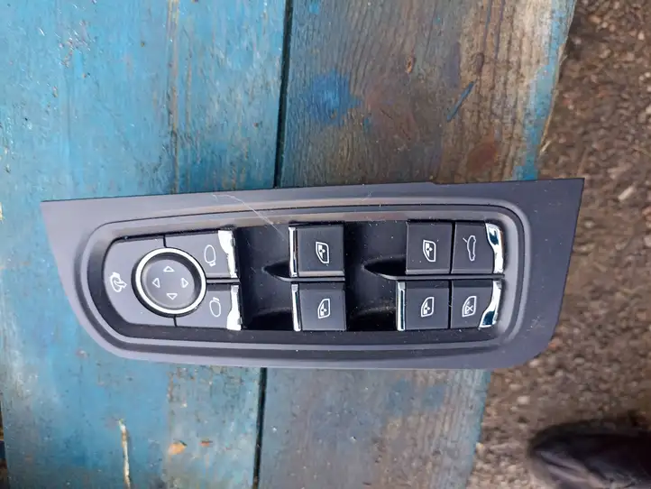 Porsche Cayenne (92A) (2011 - 2017) 7PP959858AF Кнопка стеклоподъемников — фото 3