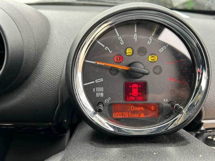 Mini Countryman (2010 - 2016)  9325822 Другие приборные щитки