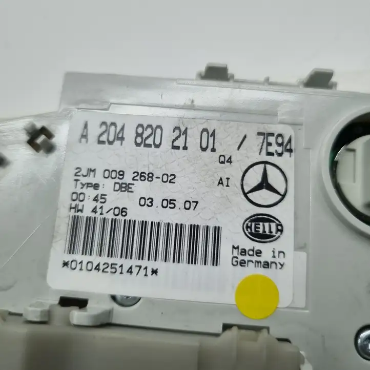 Mercedes-Benz C W204 (2007 - 2014) A2048200010 Передняя подсветка — фото 3