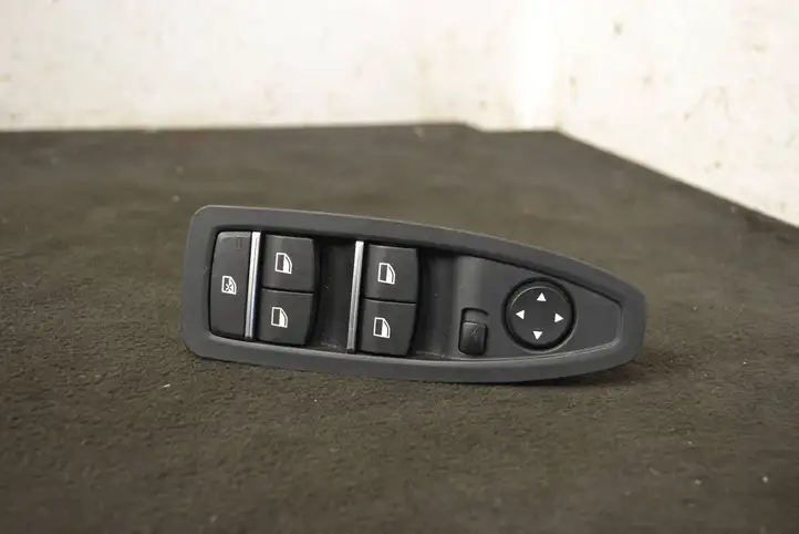 BMW 3 F30 F35 F31 (2012 - 2018) 9208109 Блок кнопок стеклоподъемников — фото 1