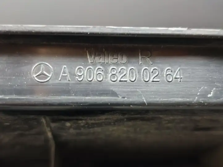 Mercedes-Benz Sprinter W906 (2006 - 2018) 9068200264 Задний фонарь в кузове — фото 4