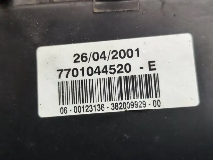 Opel Movano A (1998 - 2010) 7701044520 Передняя фара — фото 5