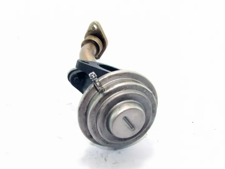 Volvo V70 (2000 - 2004) Клапан EGR — фото 1