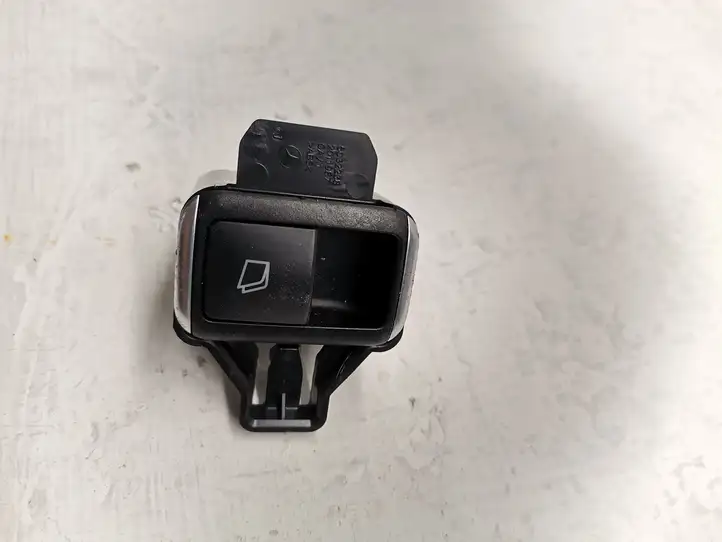 Mercedes-Benz GL X166 (2013 - 2019) A1668200210 Блок кнопок стеклоподъемников — фото 1