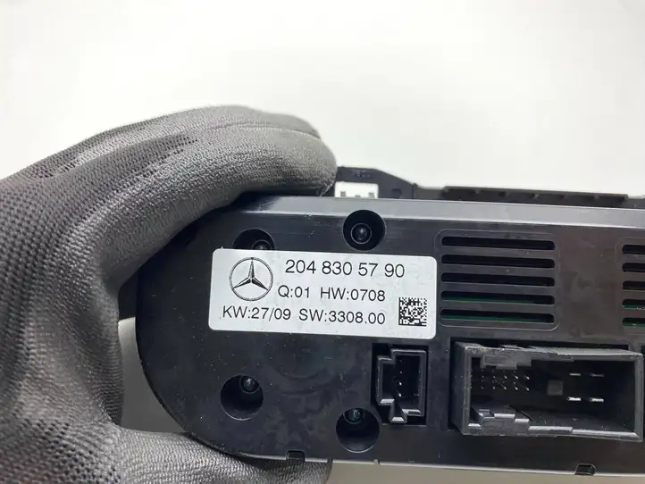 Mercedes-Benz C W204 (2007 - 2014) 2048305790 Блок управления климат-контролем — фото 5