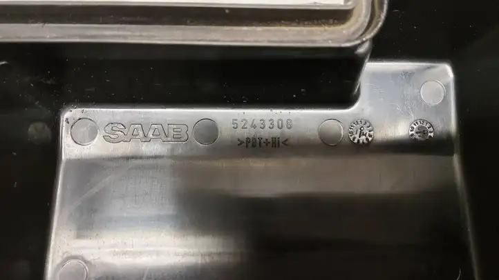 Saab 9-5 (2006 - 2010) 5243308 Крышка ящика предохранителей — фото 2