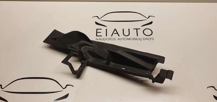 6939721 BMW 5 E60 E61 Kita variklio skyriaus detalė