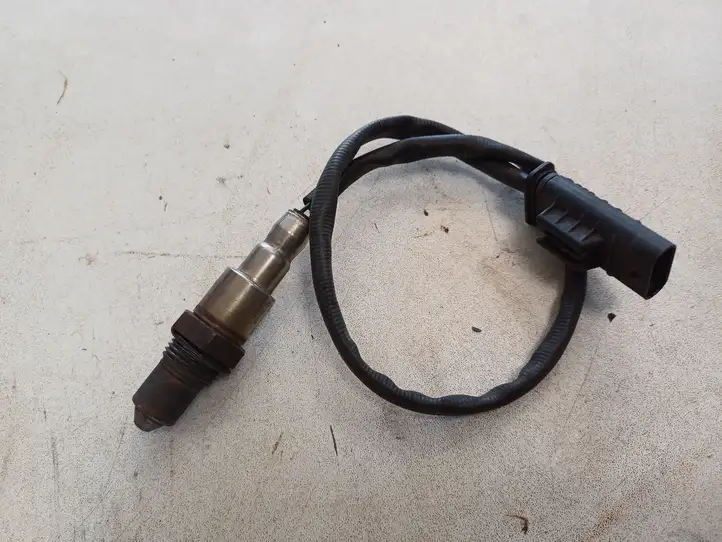 BMW 5 F10 F11 (2009 - 2016)  0281004651 Зонд «Lambda»