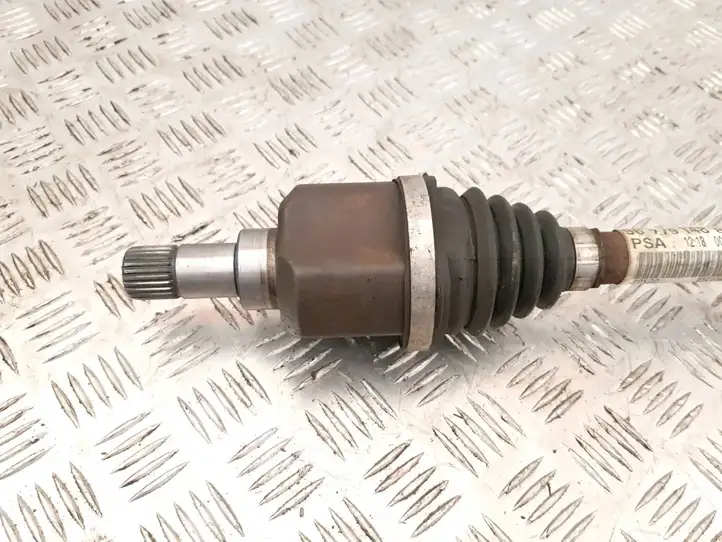 Peugeot 308 (2013 - 2021)  9677914880 Передняя полуось