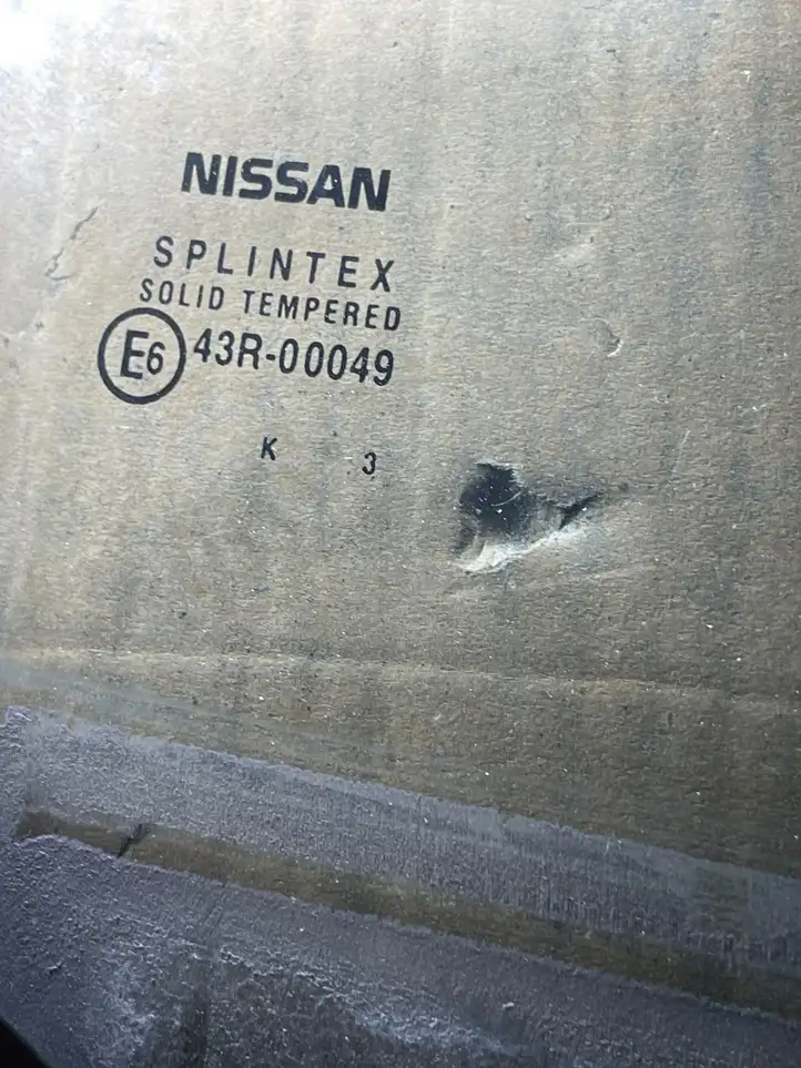 Nissan Primera (2001 - 2008) Стекло задней двери — фото 2