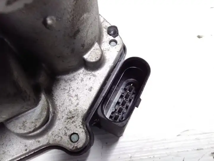 Audi A6 C7 (2014 - 2018) 04L128063P Дроссельная заслонка — фото 3