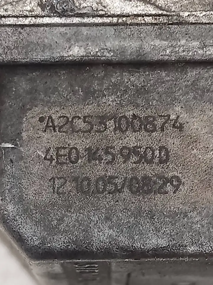 Audi A6 S6 C6 4F (2004 - 2008) 4E0145970B Дроссельная заслонка — фото 3