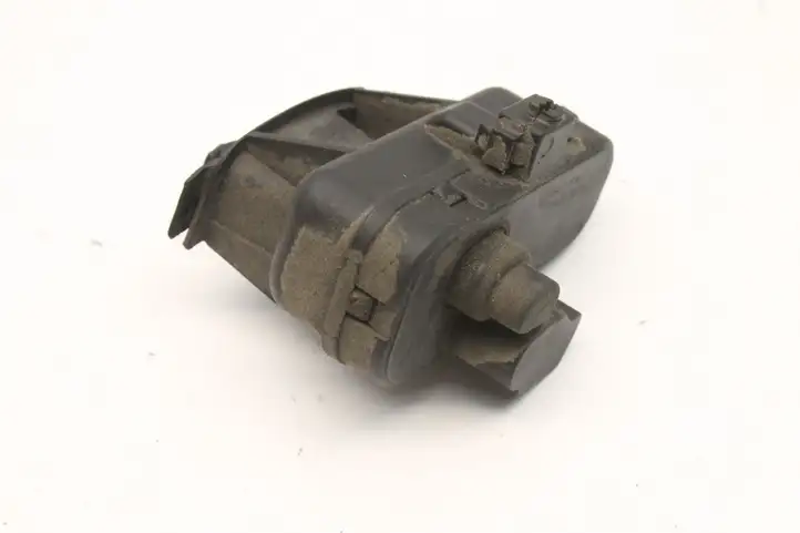Volkswagen Tiguan (2007 - 2011) 5N0810773B Замок крышки топливного бака — фото 2