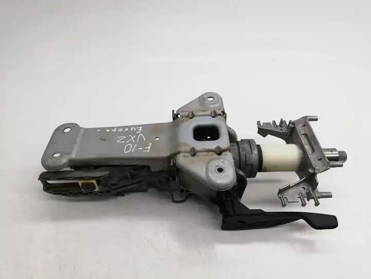 BMW 5 F10 F11 (2009 - 2016) 6795345 Вал рулевой колонки — фото 2