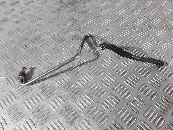 Audi A4 S4 B8 8K (2007 - 2011) 8K0131850L Трубки и шланги — фото 3