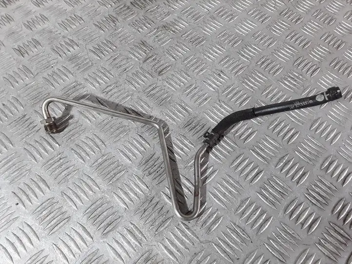 Audi A4 S4 B8 8K (2007 - 2011) 8K0131850L Трубки и шланги — фото 7