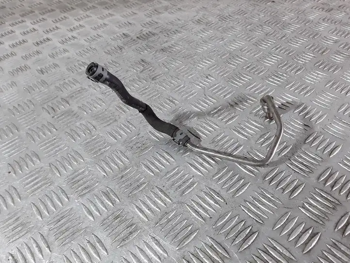 Audi A4 S4 B8 8K (2007 - 2011) 8K0131850K Трубки и шланги — фото 3