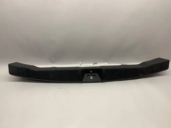 Mitsubishi ASX (2017 - 2019) 7240A126 Отделка порога багажника — фото 1