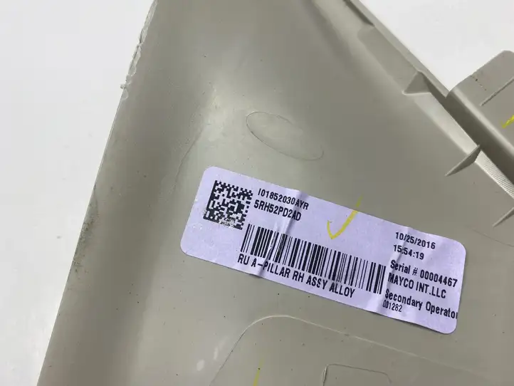 Chrysler Pacifica (2016 - ) 5RH52PD2AD Обшивка стойки A — фото 2